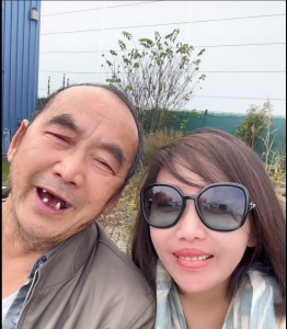 祝福天堂的沙白白依然开心快乐